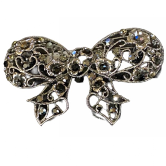 Vintage Style Bow Brooch - Picture 7 of 7